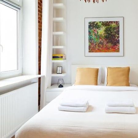קרקוב Househost Apt - Krowoderska 55 מראה חיצוני תמונה